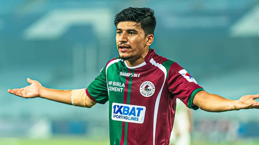 This player of Mohun Bagan Super Giant is facing injury.