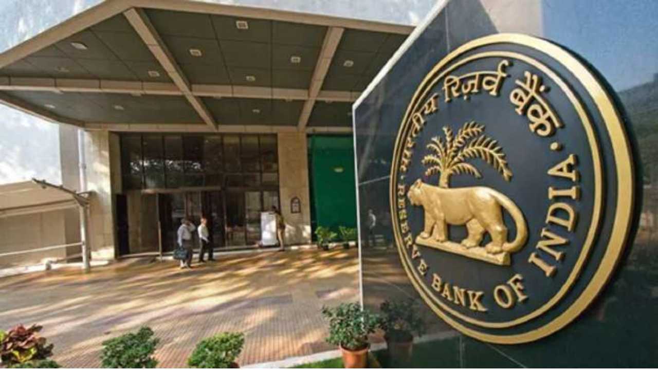 Major steps taken by Reserve Bank of India to prevent fraud.