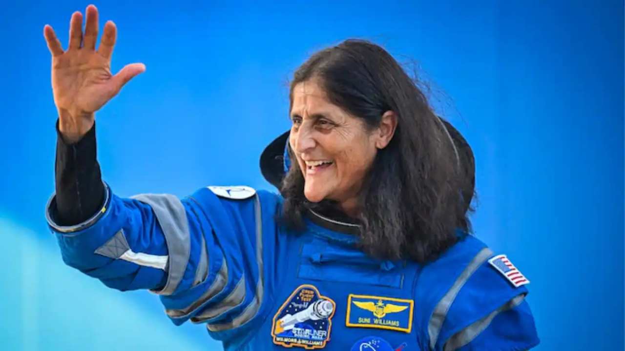 Elon Musk comments Joe Biden Sunita Williams.