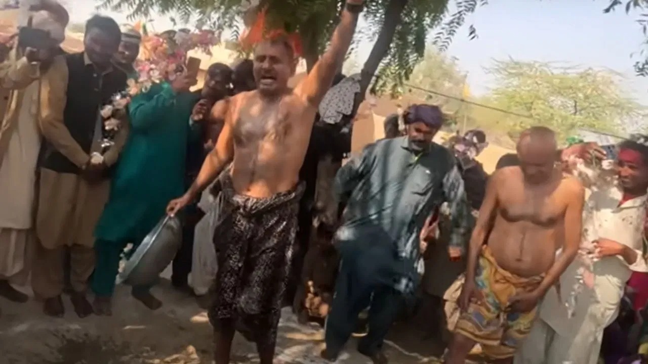 Now Maha Kumbha has started in Pakistan too.