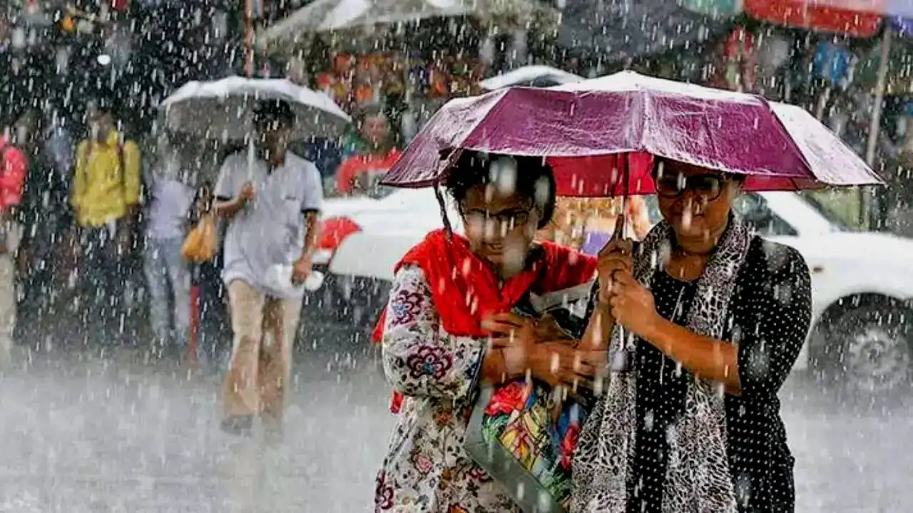 সোমে আরও বাড়বে ঝড়-বৃষ্টি? দক্ষিণবঙ্গের কোন কোন জেলায় সতর্কতা? আগাম আপডেট জানুন