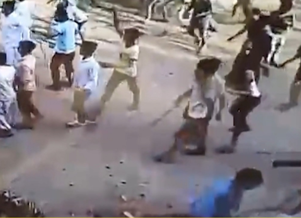 Tmc councilor allegedly was present in murshidabad dhulian attack