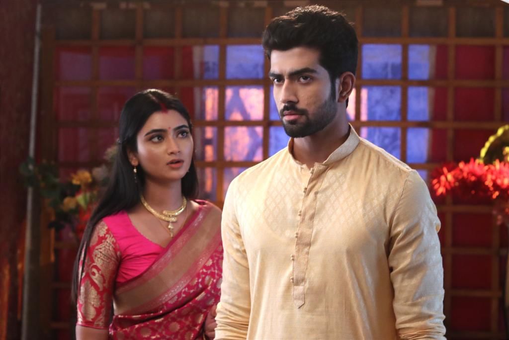 How does jagadhatri serial still tops trp list 