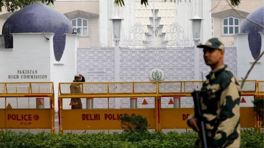 Pakistani staff expelled from pak high commission in India