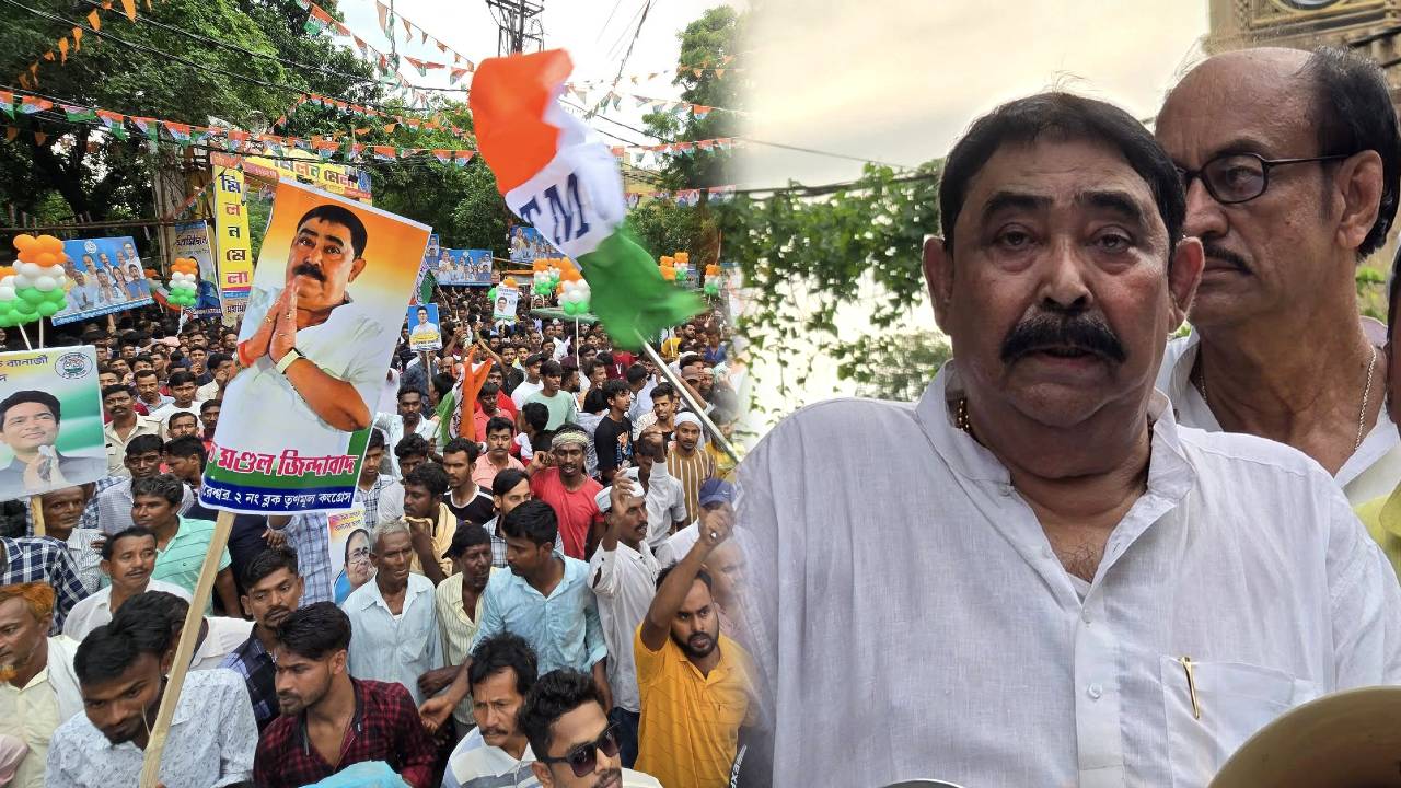Anubrata Mondal cutout in Trinamool Congress rally