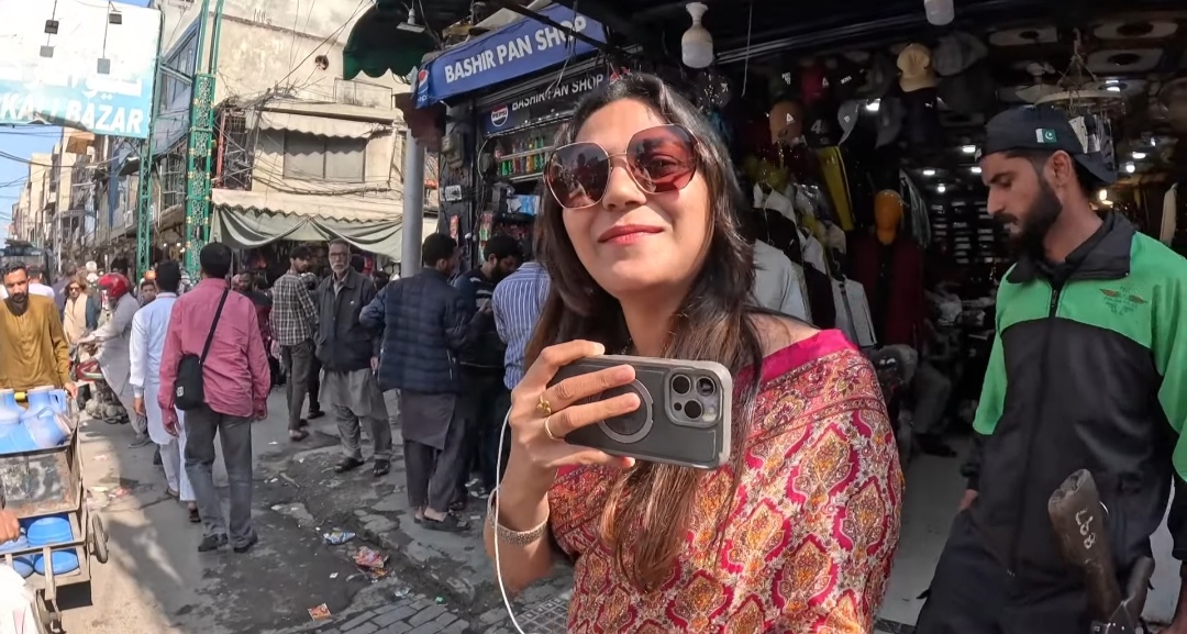 Jyoti Malhotra seen roaming around with armed security guard in Pakistan 