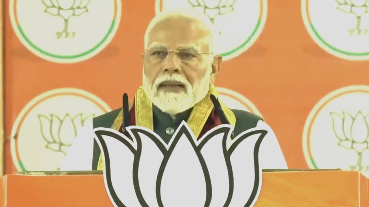PM Narendra Modi attacks Trinamool Government from Alipurduar rally