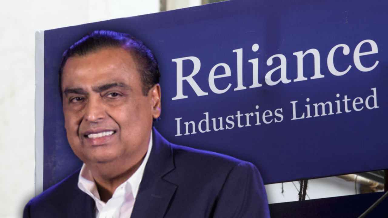 Reliance Industries gets India's largest foreign loan.