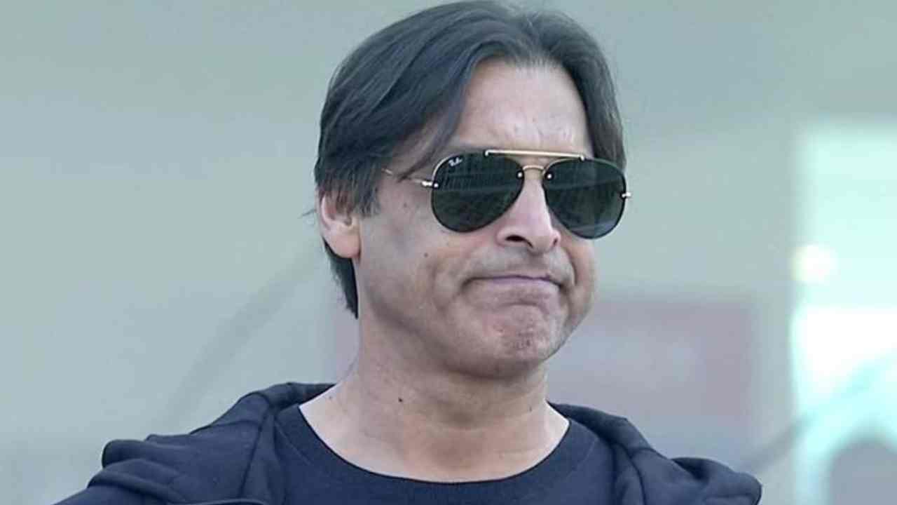 Shoaib Akhtar faces a big crisis.