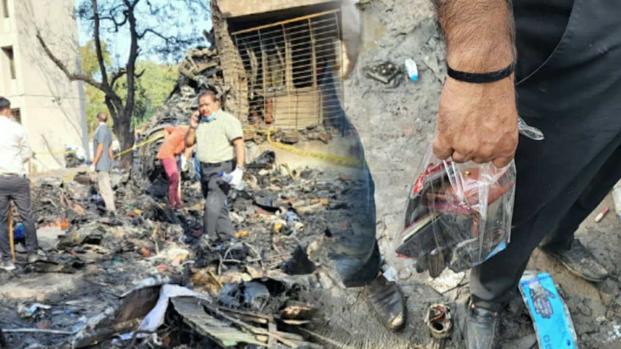 What items were found from the area of plane crash 