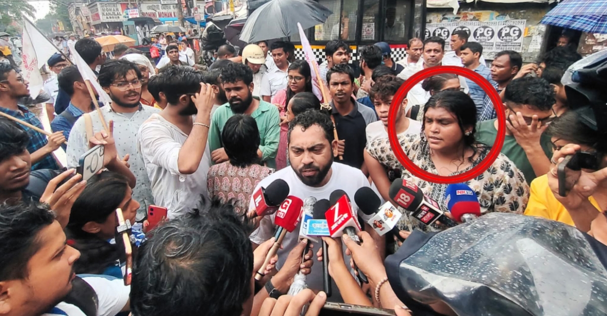 SFI leader slaps police officer