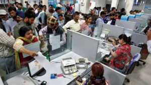 3 banks including Punjab National Bank have taken big steps.