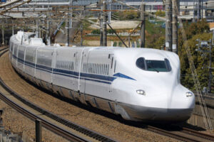 Bullet train service to start between Delhi and Howrah.