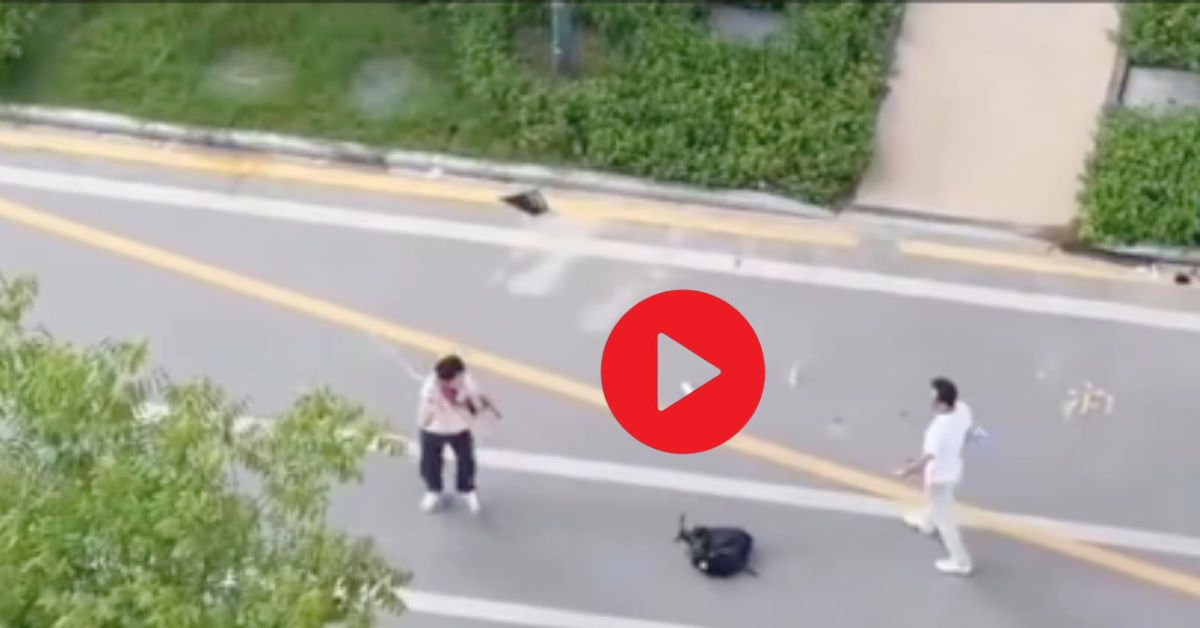 Viral Video a son's self-defense from his father because he fails in exam