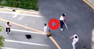 Viral Video a son's self-defense from his father because he fails in exam