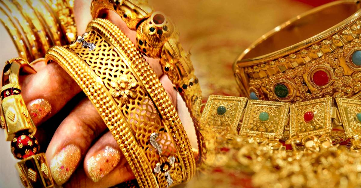 Gold Price has reached close to one lakh Public hands on head