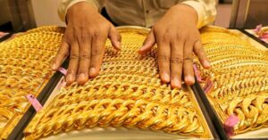 Gold prices on Friday drop in one fell swoop How cheap is the yellow metal in Kolkata today