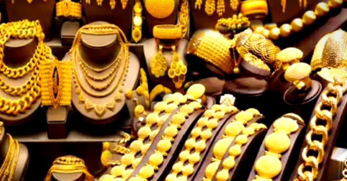 Gold Price will the price of the yellow metal go up or down on the last day of the month find out