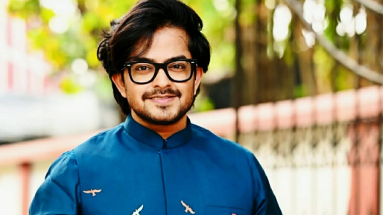 Sayak Chakraborty shared photo with his brother 