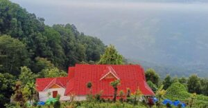 Kalimpong to witness a ceremony on the Kangchenjunga mountain and rive