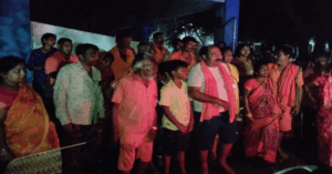 UP Hindu pilgrims stopped in Bengal