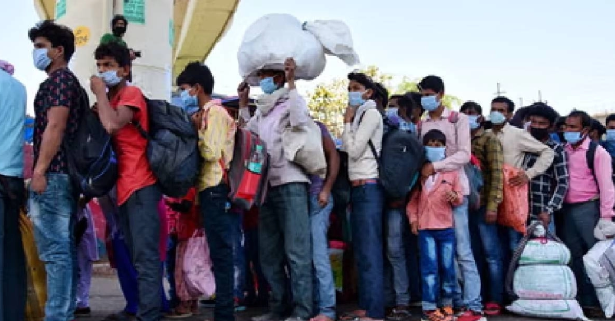 Police clearance rush in Murshidabad
