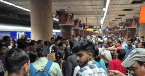 Passengers suffer at Kolkata Metro station Chandni Chowk 31 july 2025