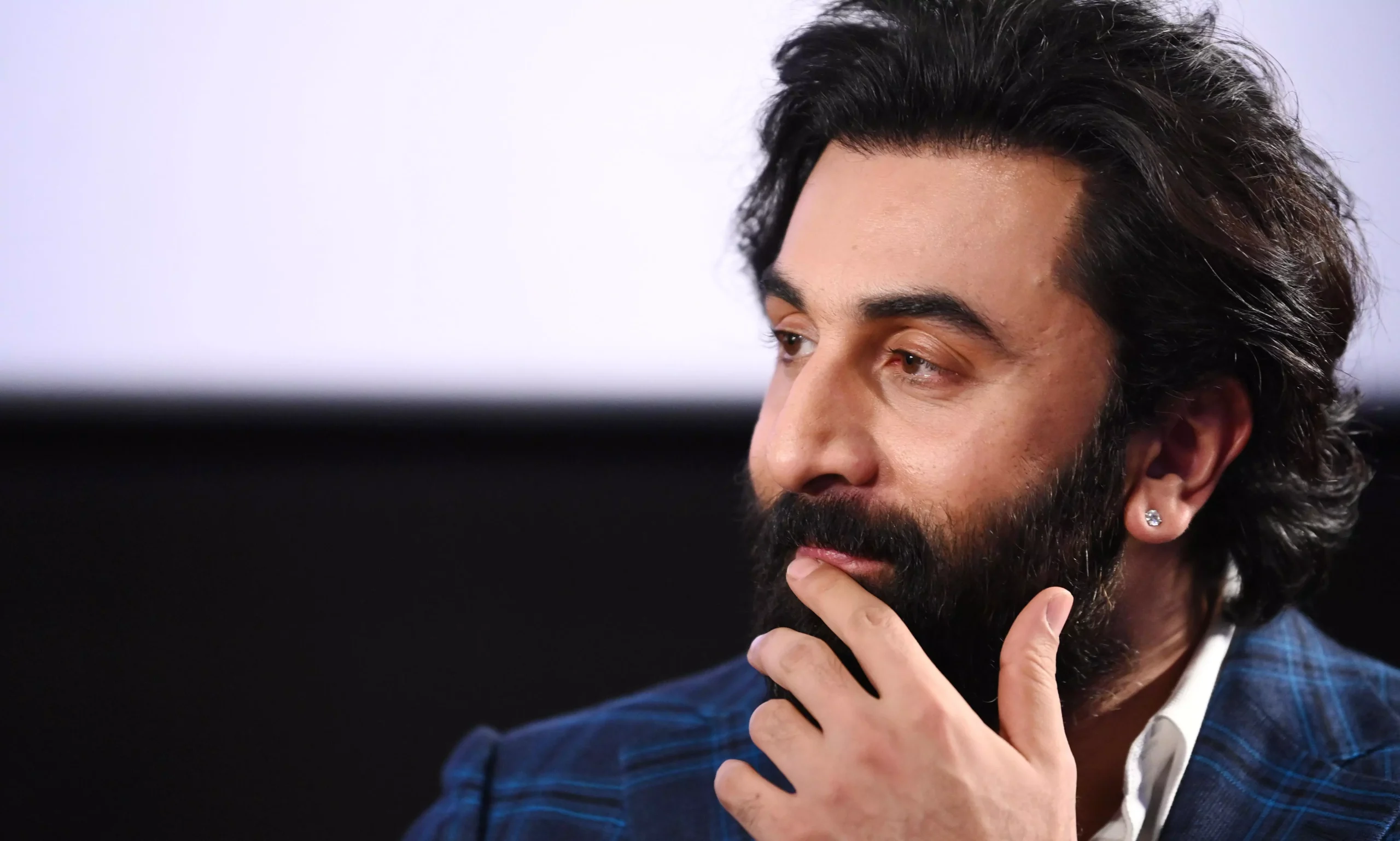 Ranbir Kapoor left kishore kumar biopic
