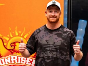 This cricketer earns a salary of 27 crore rupees taking 6 months off.