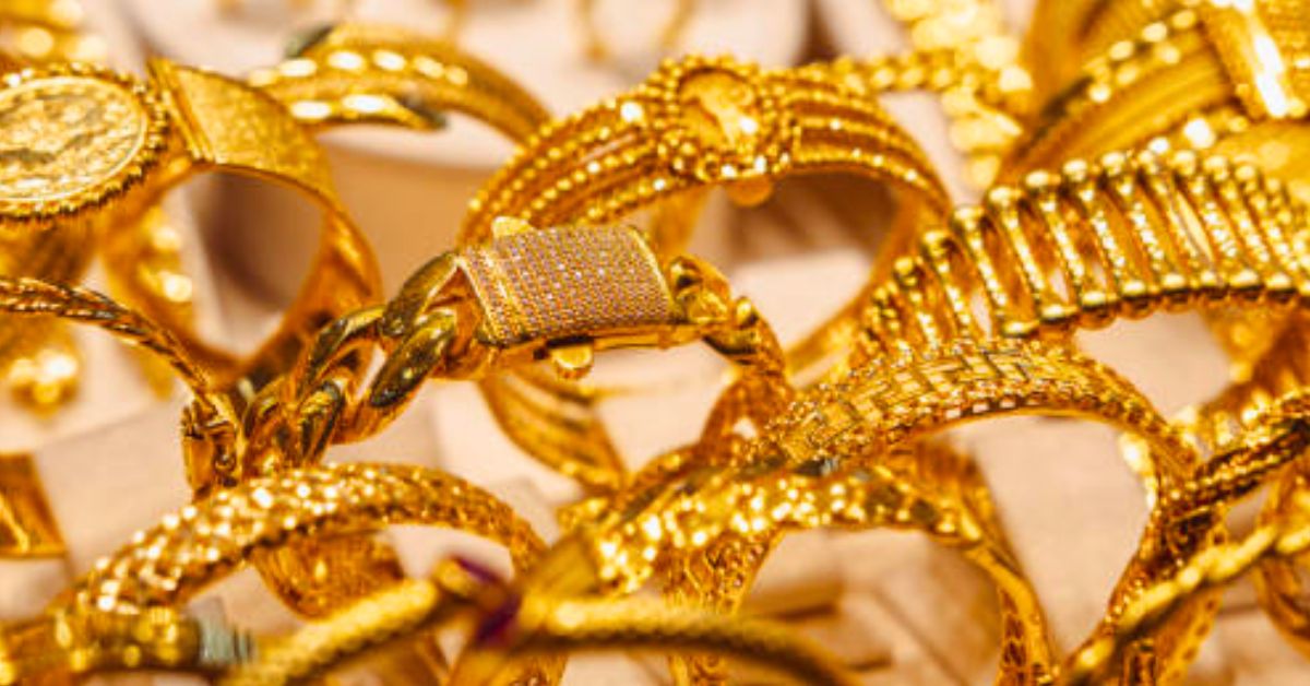 Gold price may drop if gst is revised
