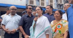 Mamata Banerjee goes straight to SSKM to see sick students on Red Road