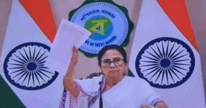 Mamata Banerjee sends ministers to monitor Para Samadhan camps