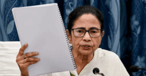 Mamata Banerjee Orders No Laxity in ‘Amader Para Amader Samadhan’ Camps Ahead of Festive Rush