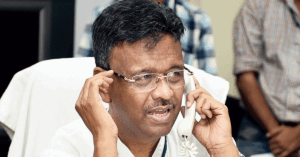 Firhad Hakim Stuck in Bypass Jam, Orders Road Fix