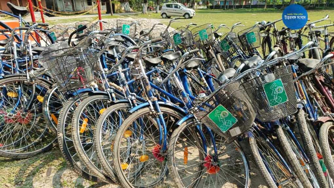 Mamata Banerjee announced of giving sabuj sathi cycle