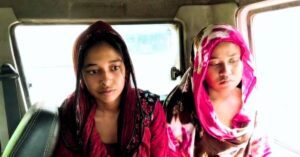 Bagda two woman accompanied by the same lover who fled arrested by police