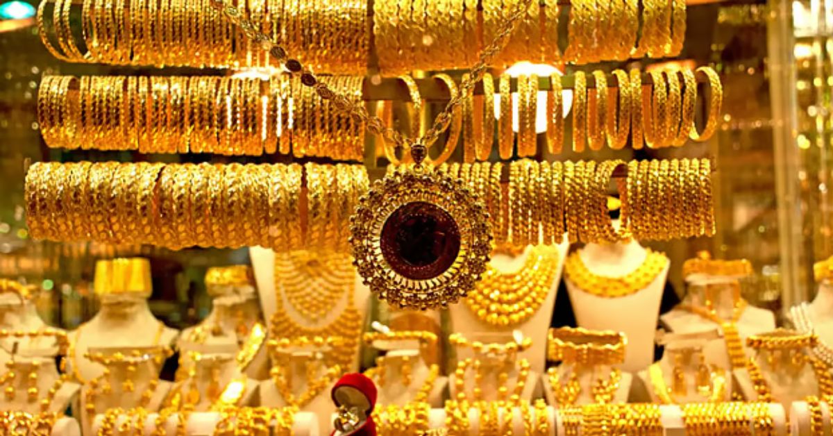 Gold Price fall slightly middle class breathes a sigh of relief