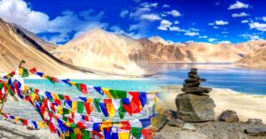 Travel filmy destination enjoy the magic of cinema with friends