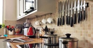 Kitchen Tips oily bulbs will be cleaned with home remedies before Puja