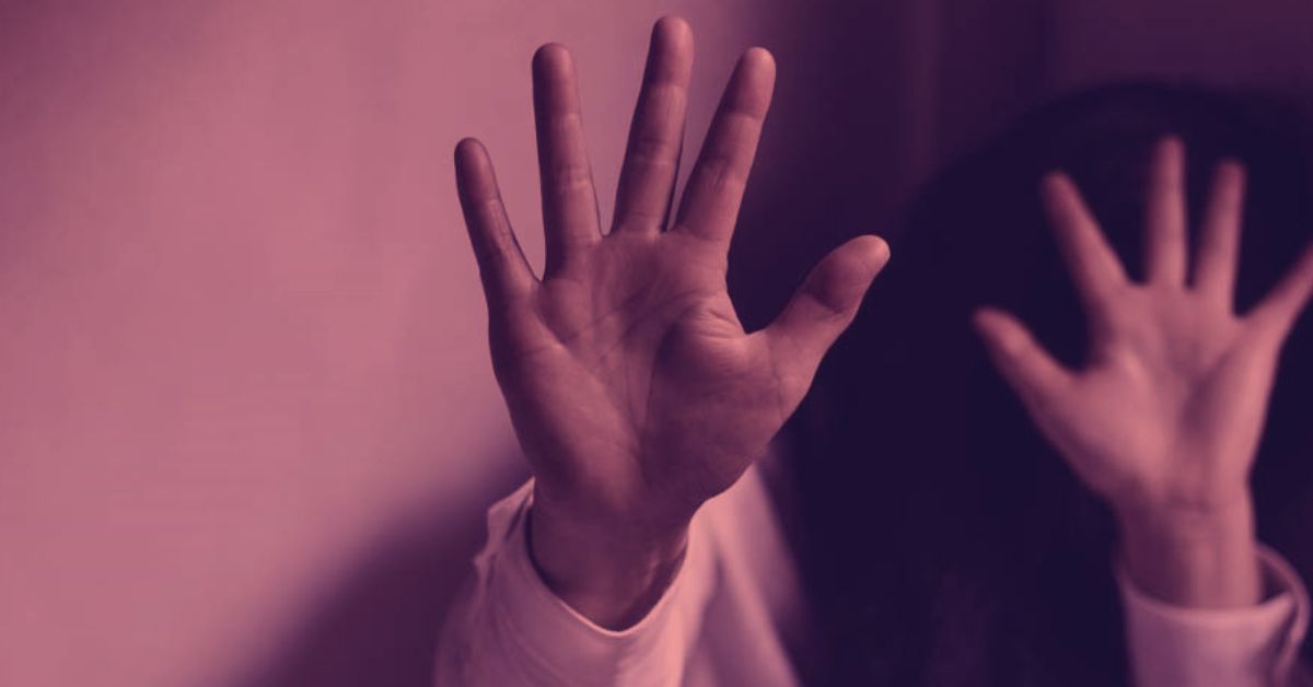 Baguihati female doctor molested brother injured in beating by miscreants