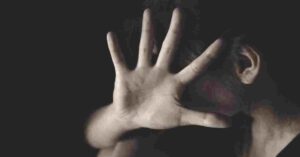 Baguihati female doctor molested brother injured in beating by miscreants