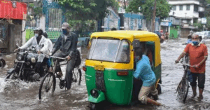 Several areas in North and South Kolkata remain submerged on Wednesday as well