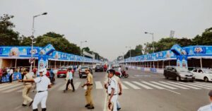 Kolkata Prepares for Durga Puja Carnival Grand Celebration with Tight Security