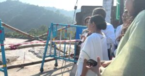 Mamata Banerjee promises new bridge within 15 days in Mirik