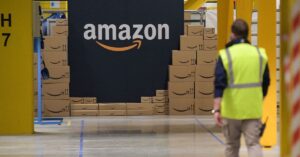 Amazon layoffs sweep the world 30,000 workers lose their jobs at once