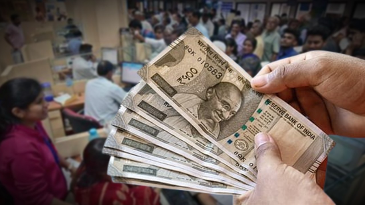 Big gift from HDFC Bank before Diwali.