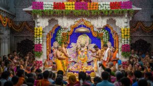 Huge treasure found in Banke Bihari Temple.