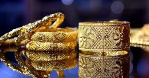 Dhanteras make gold jewelry shine with simple home tips