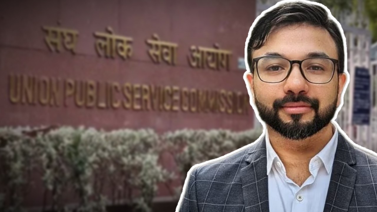 IAS Officer Monuj's Sucess story will amaze you.
