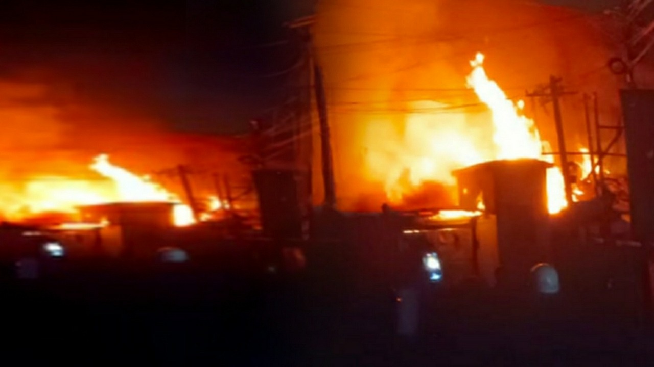 Maniktala fire incident on Sunday evening